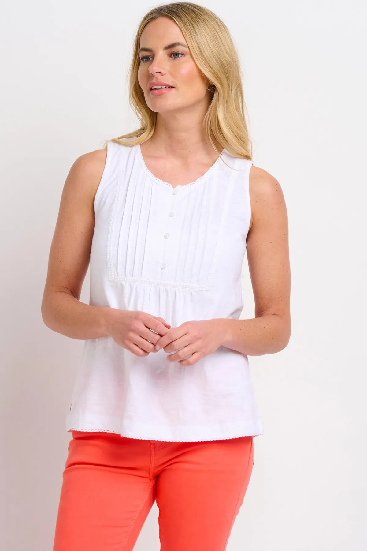 Brakeburn Effie Vest White Best