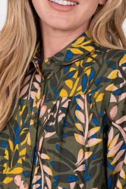Brakeburn Winter Trailing Floral Blouse Green Shop